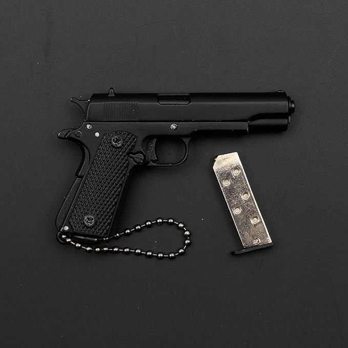 Mini Keychain Ornament Pendant Key Chain Tiny Key Rings Collection Gift for Car Bag Men Army Fans