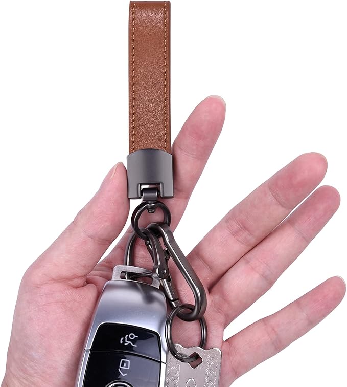 Wisdompro Genuine Leather Car Keychain, Key Fob Key Chain for Men and Women