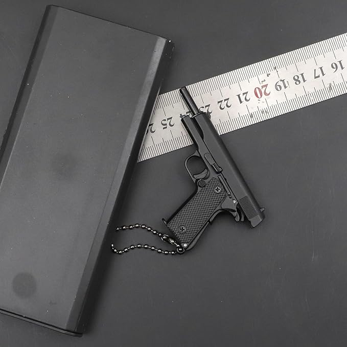 Mini Keychain Ornament Pendant Key Chain Tiny Key Rings Collection Gift for Car Bag Men Army Fans